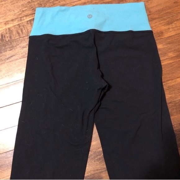 Lululemon Shorts (Ladies) - Picture 2 of 5